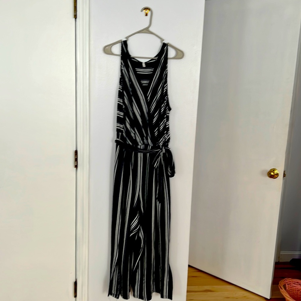 Jumpsuit 3/4 pant legs plus size 1X
